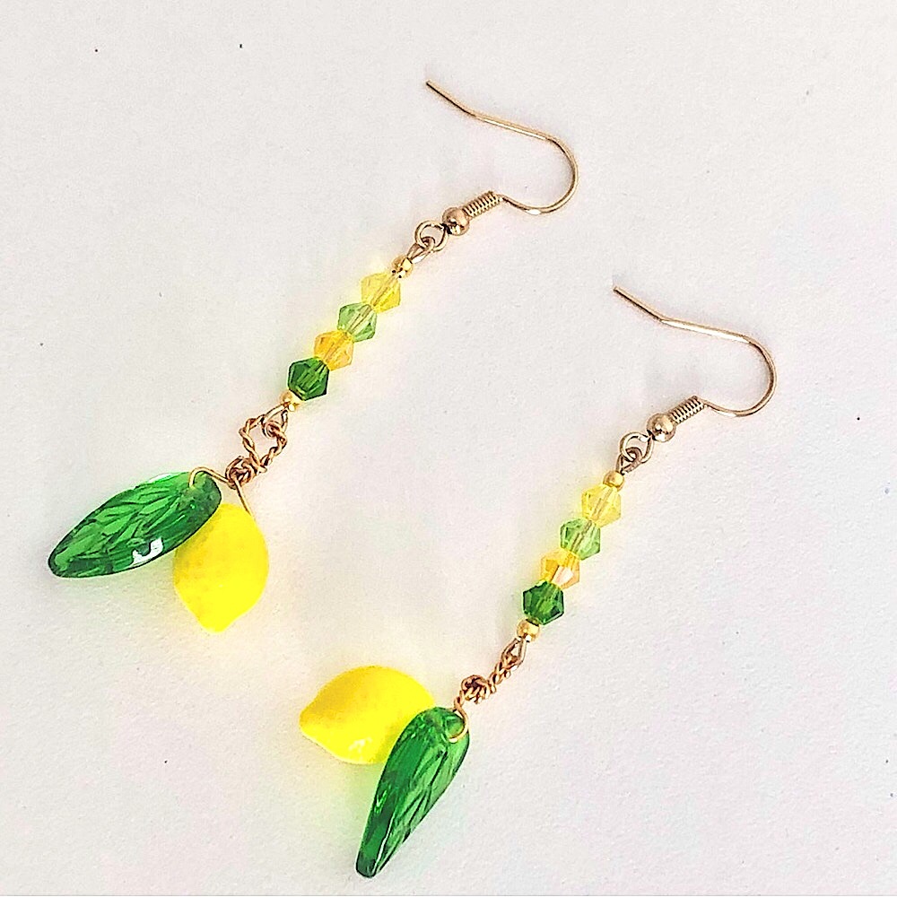 New Handmade Playful Glass Lemon Drop Citrus Fruit Yellow and Green Earrings - Picture 10 of 11